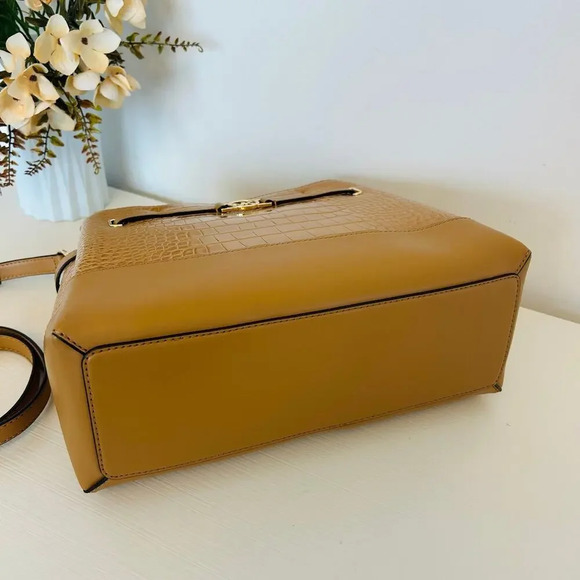 Michael Kors Reed Large Leather Belted Satchel  Handbag Deer MK - Picture 4 of 9